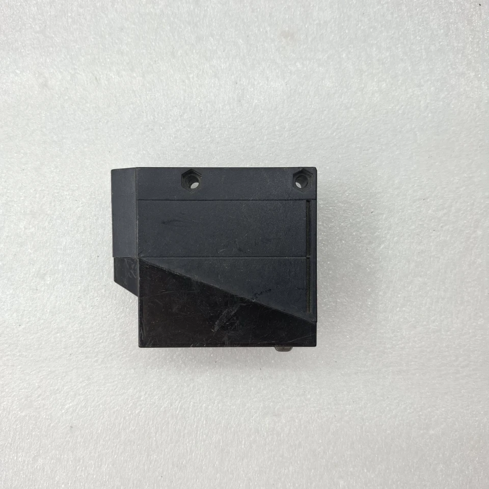 OMRON E3JM-10DM4-G Photoelectric Sensor – For Parts / Not Working